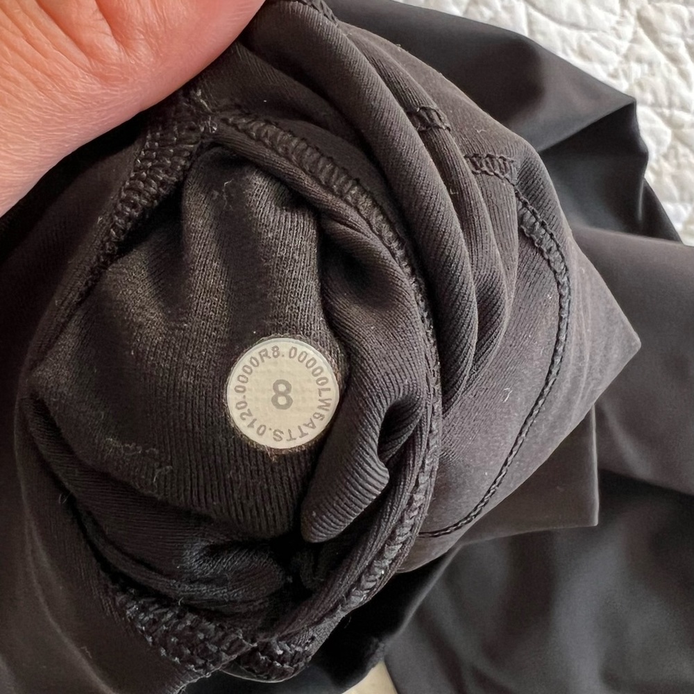 Lululemon Wunder Under *Full Luxtreme Crop - Picture 7 of 7